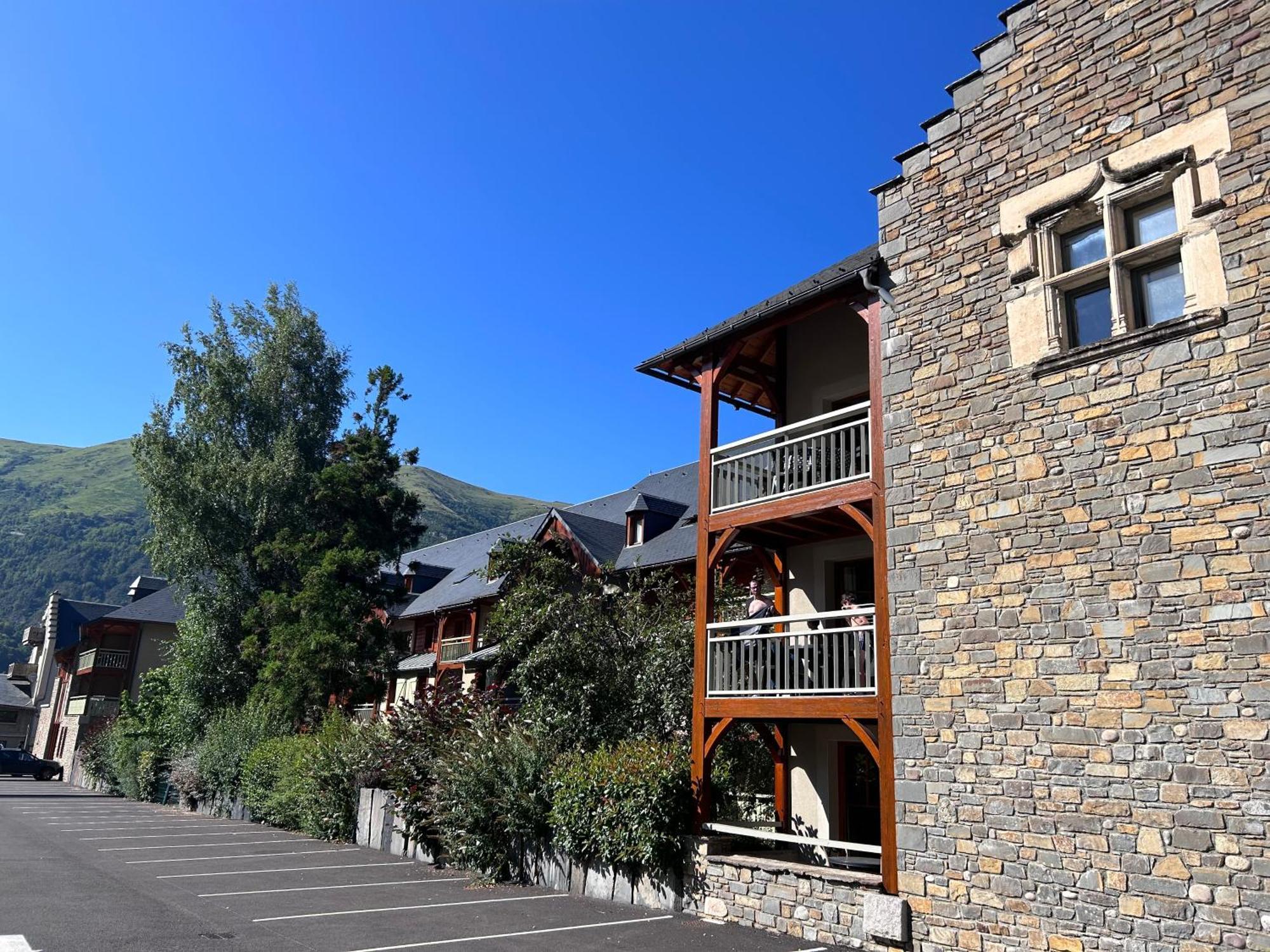 Le Rioumajou 2 - Grand T4 - Piscine - Centre St Lary Apartment Saint-Lary-Soulan Exterior foto